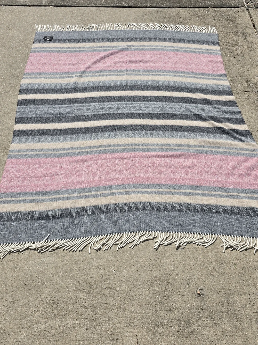Peruvian Link Night Sky Alpaca Blend Cherokee Throw Blanket Fringe 58